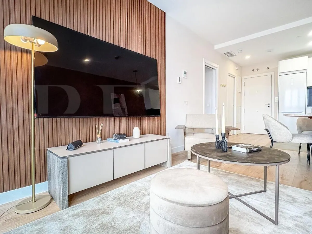 Apartment With Stunning Views And Parking By Rems Málaga