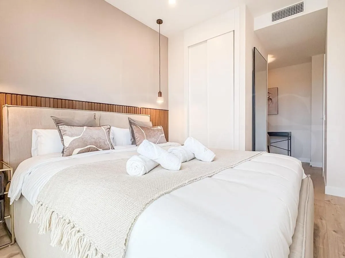 Apartment With Stunning Views And Parking By Rems Málaga Spanyolország