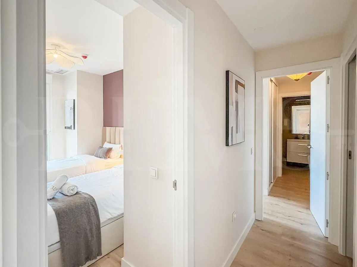 Apartment With Stunning Views And Parking By Rems Málaga 0*,  Spagna